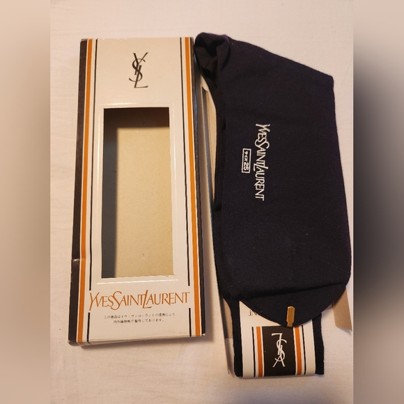 YSL Socks - Picture 2 of 3
